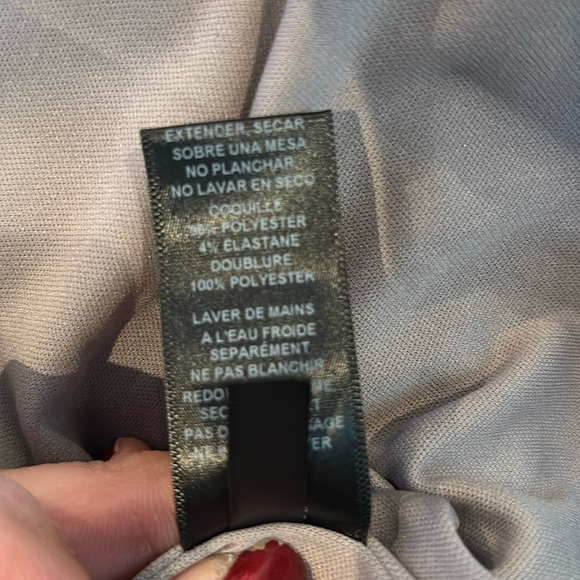 Jessica Howard Midi,metallic thread,sleeveless,scoop neck,slit back hem,zip back - Picture 13 of 14